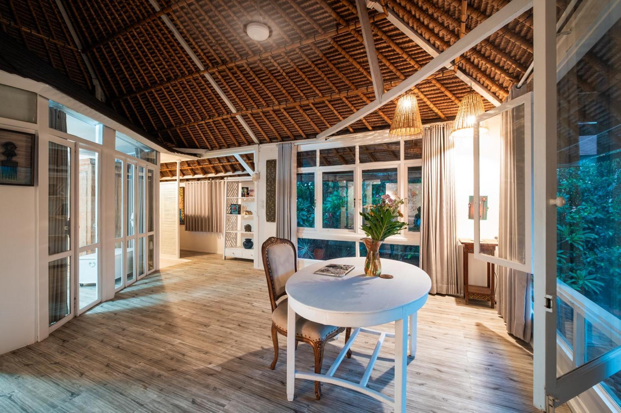 Seminyak Villa Kubuku Экстерьер фото